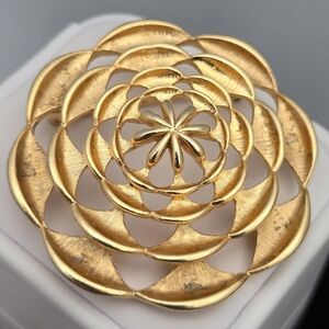 Vintage COROCRAFT Gold Tone Brooch Pin Round Statement Piece